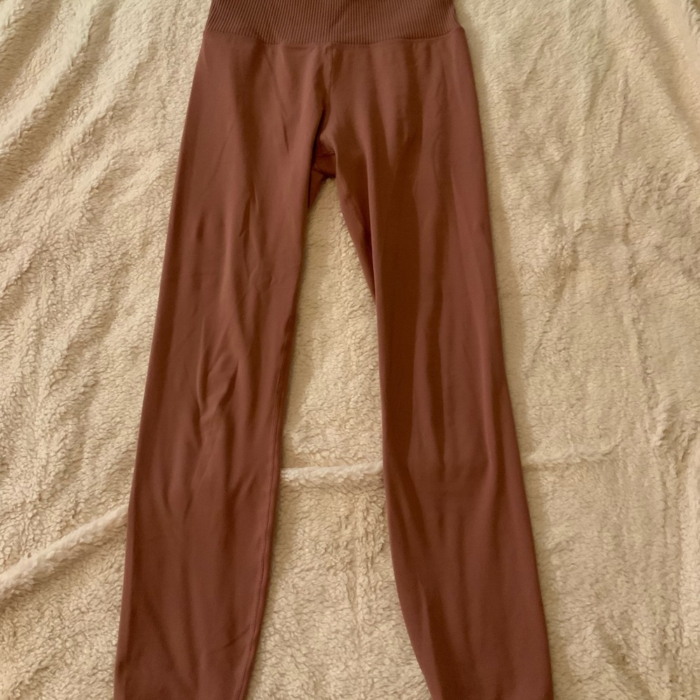 Small - Vuori Pink Leggings